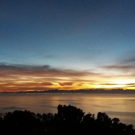 Bayview Heights Gem Apartment ไซมอนส์ทาวน์ ภายนอก รูปภาพ